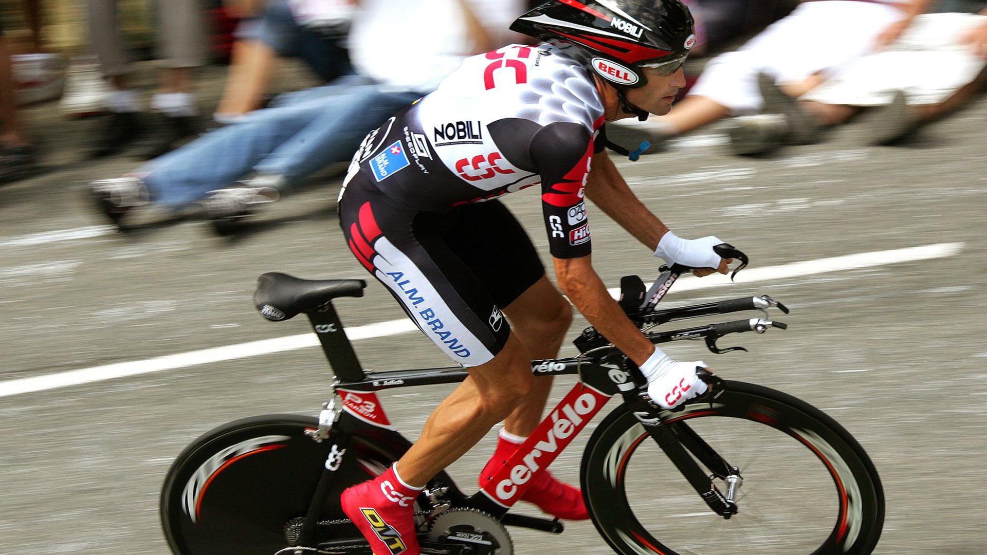 开云·体育官网-“法甲战场硝烟弥漫，豪门争夺激烈”，法甲有什么豪门